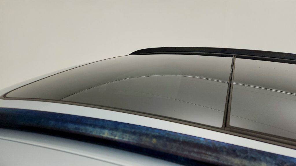 Used 2020 Porsche Macan AWD with Premium Package Plus image 10