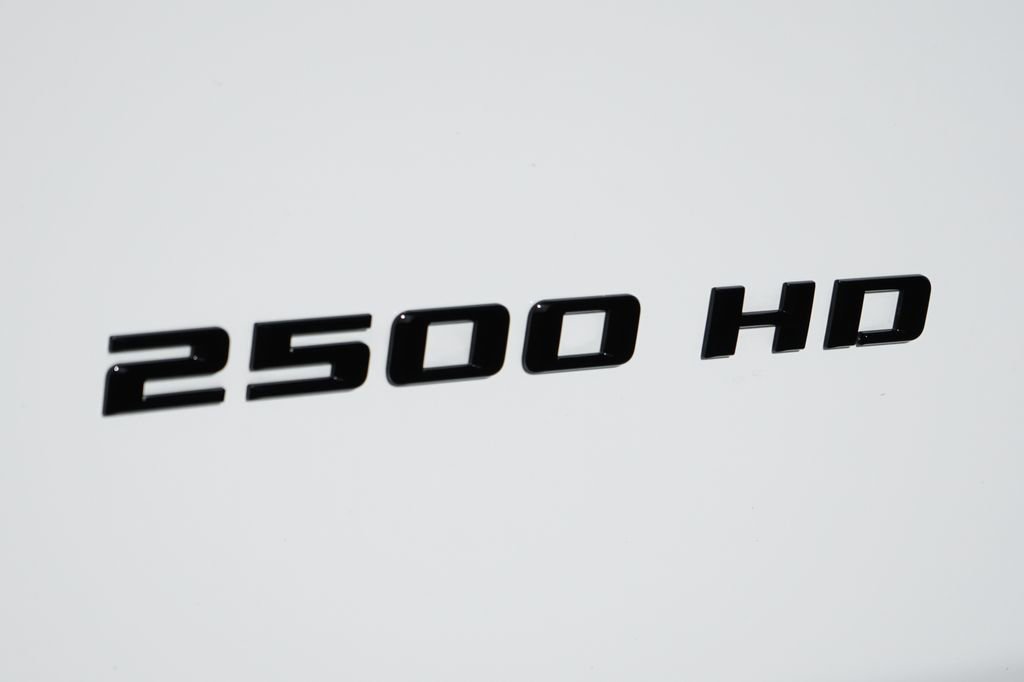 Used 2022 Chevrolet Silverado 2500 LTZ w/ LTZ Plus Package AWD/4WD image 54