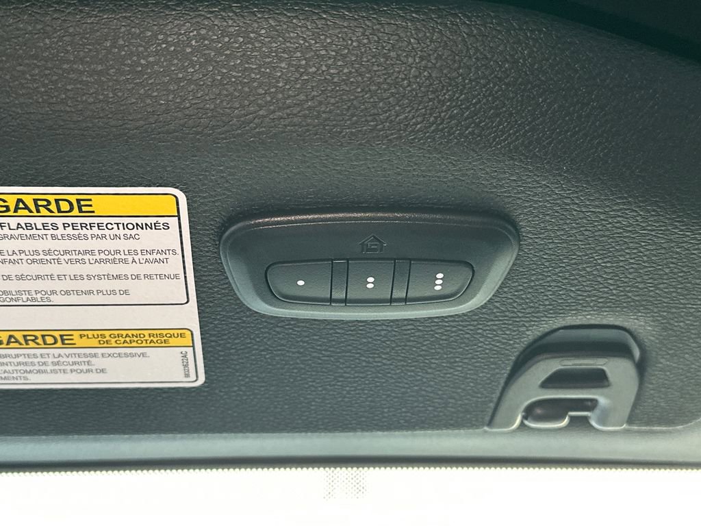 Used 2023 Jeep Wrangler Unlimited Sahara w/ Cold Weather Group image 33