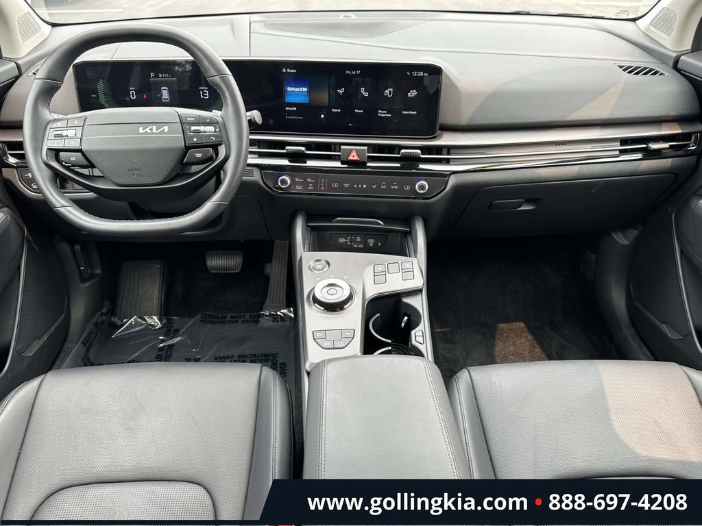 Certified 2026 Kia Sportage EX w/ EX Panoramic Sunroof Package AWD/4WD image 12
