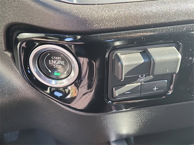 Certified 2024 Chevrolet Silverado 1500 High Country w/ Technology Package image 30