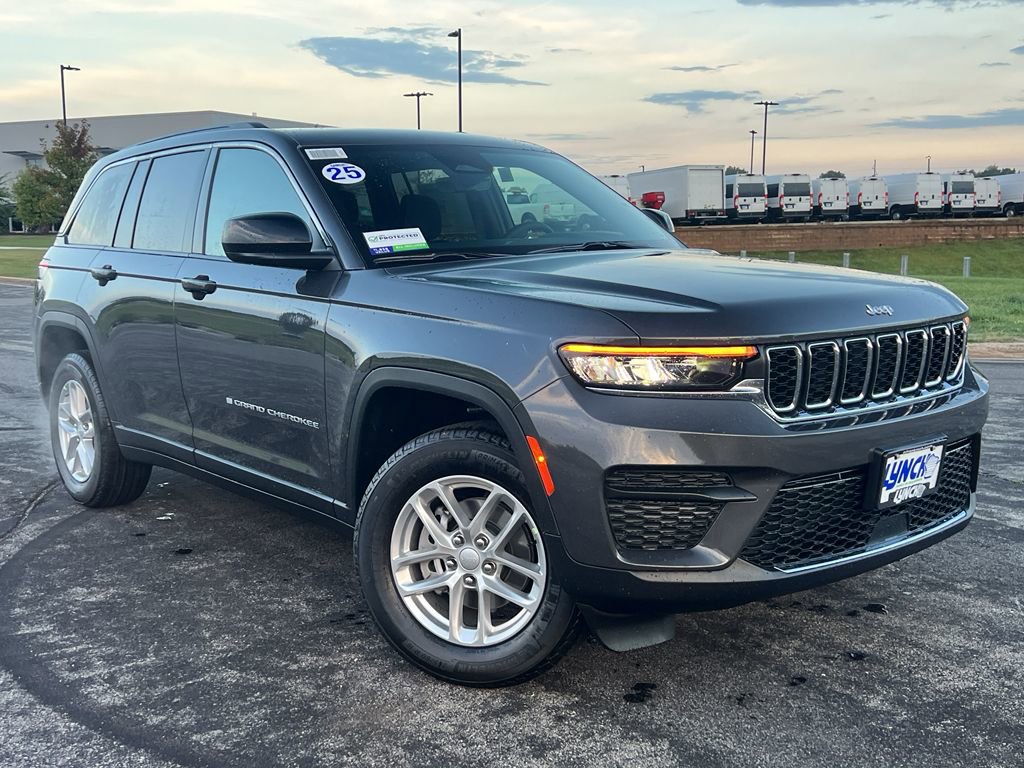 New 2025 Jeep Grand Cherokee Laredo X w/ Luxury Tech Group I image 42