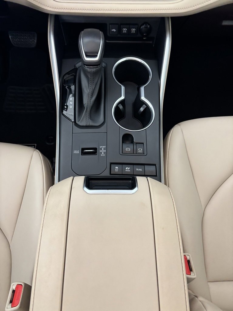 Certified 2021 Toyota Highlander XLE image 19