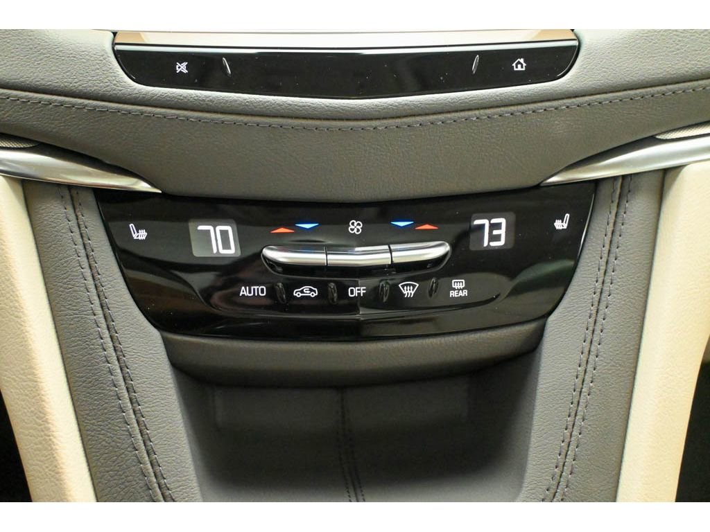 Certified 2025 Cadillac XT5 Premium Luxury image 29