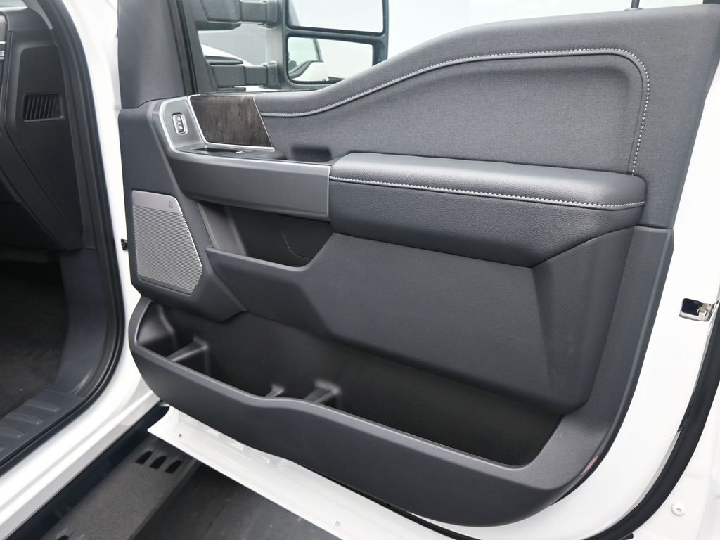 New 2026 Ford F250 Lariat w/ Tremor Off-Road Package image 14