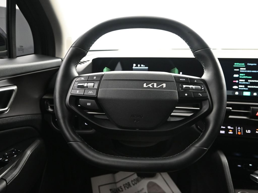 Used 2026 Kia Sportage EX image 31