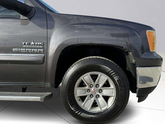 Used 2010 GMC Sierra 1500 SLE w/ Texas Edition image 52