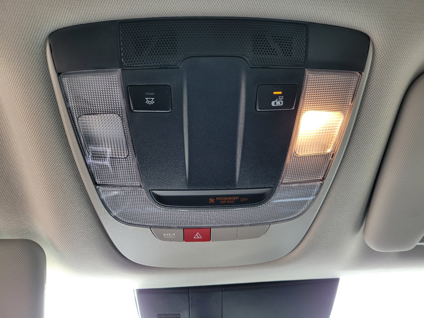 Used 2024 Kia Sportage EX image 30