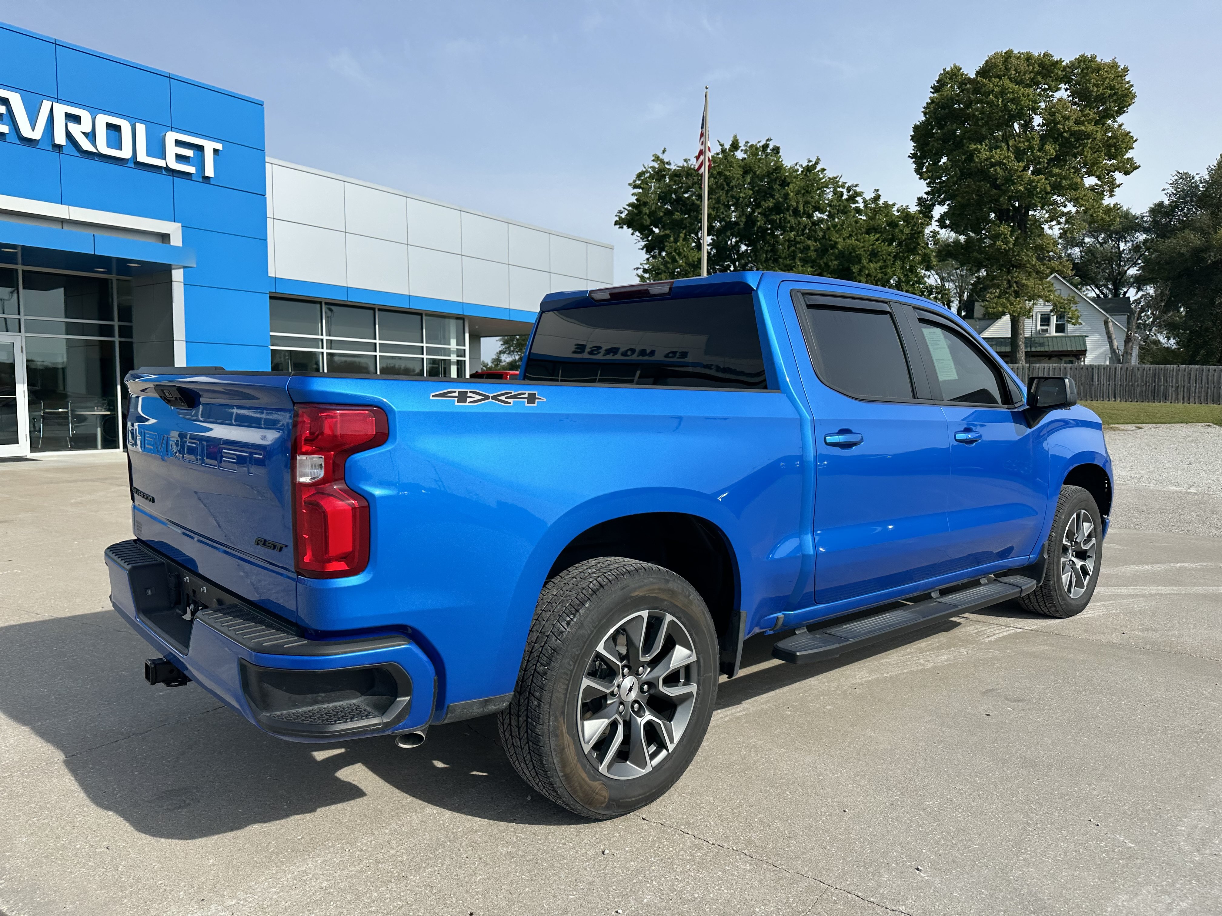 Used 2025 Chevrolet Silverado 1500 RST AWD/4WD image 5