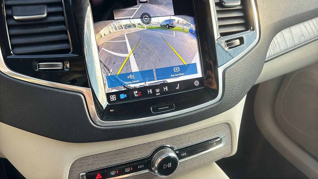 Used 2025 Volvo XC90 B6 Plus AWD/4WD image 20