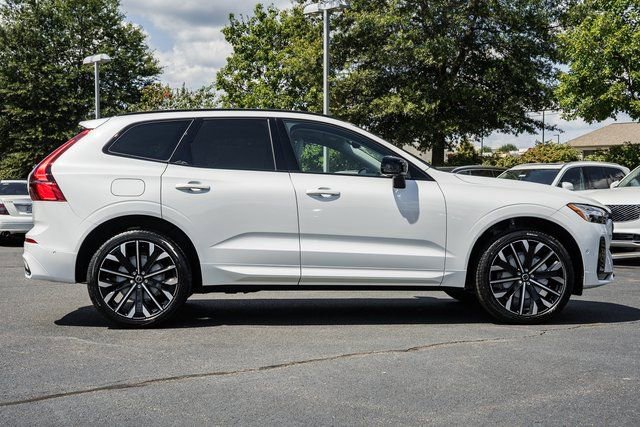 Used 2026 Volvo XC60 B5 Ultra w/ Protection Package Premier AWD/4WD image 3