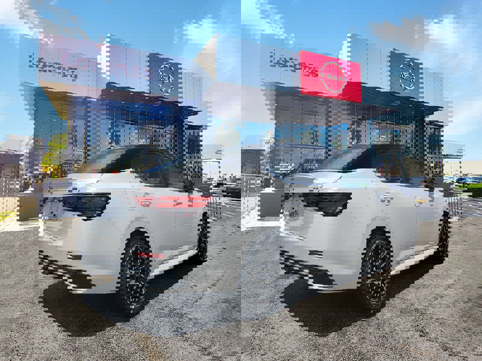 New 2025 Nissan Sentra SR w/ SR Premium Package image 4