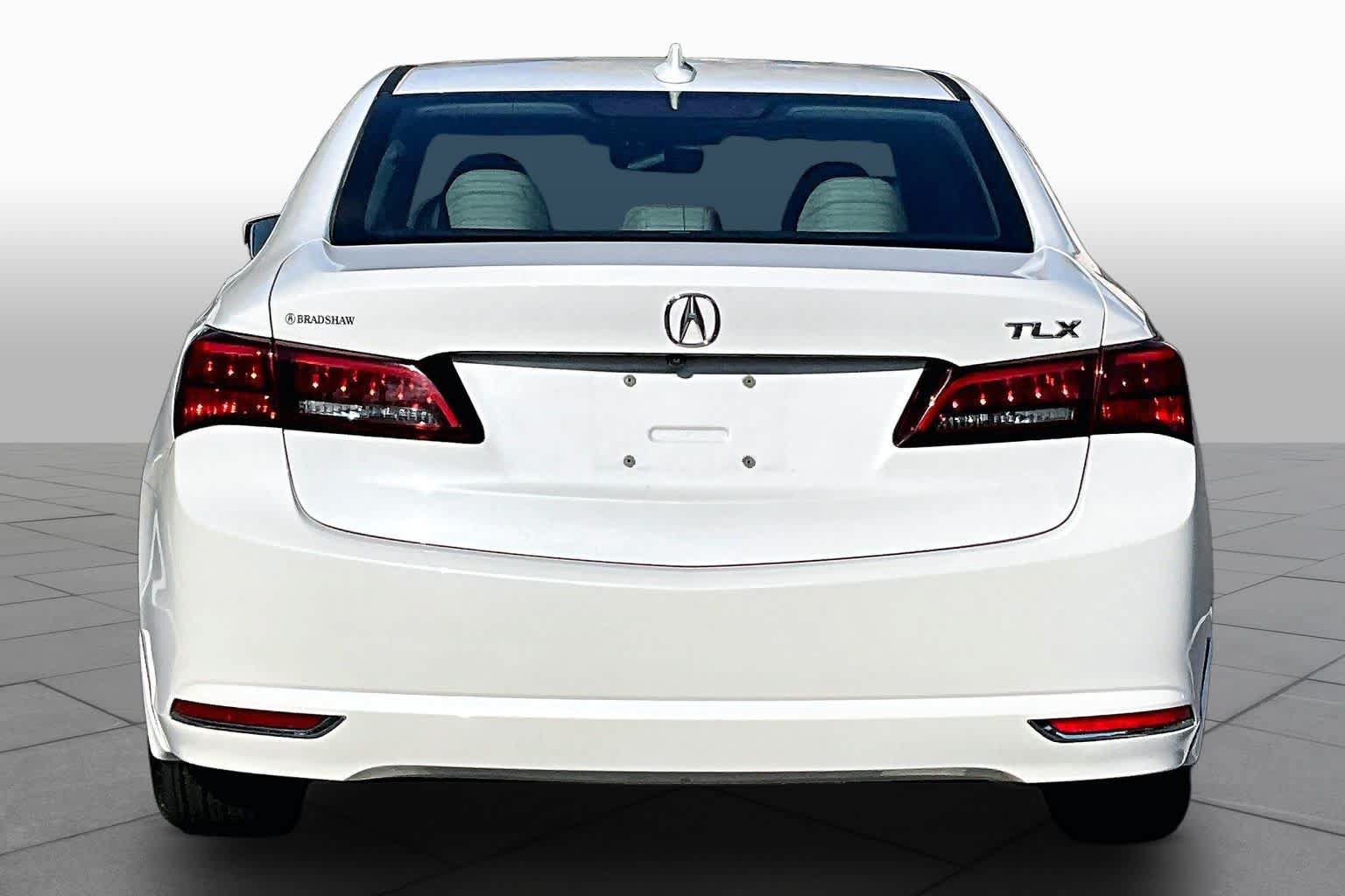 Used 2016 Acura TLX w/ Technology Package FWD image 5