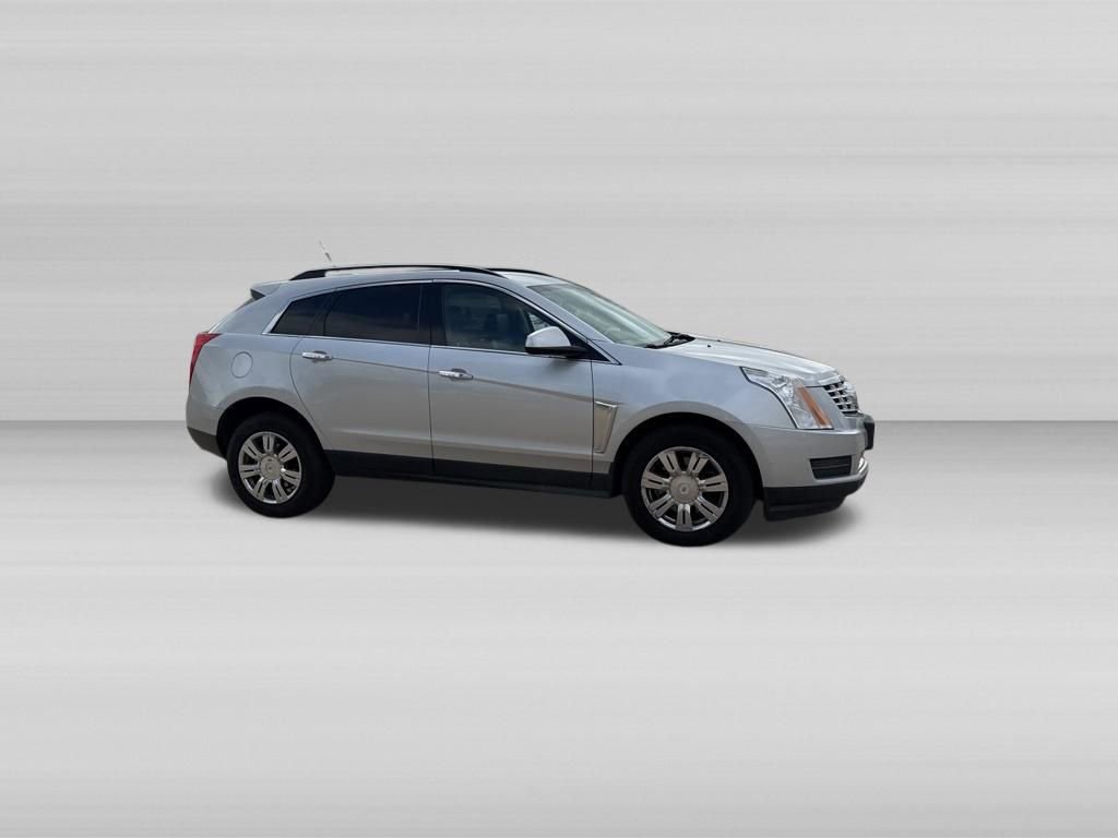Used 2015 Cadillac SRX FWD image 2