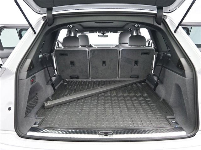 Used 2018 Audi Q7 3.0T Prestige image 10