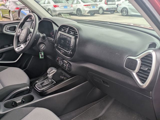 Used 2022 Kia Soul LX w/ Technology Package FWD image 31