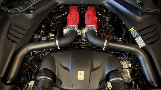 Used 2017 Ferrari California T image 43