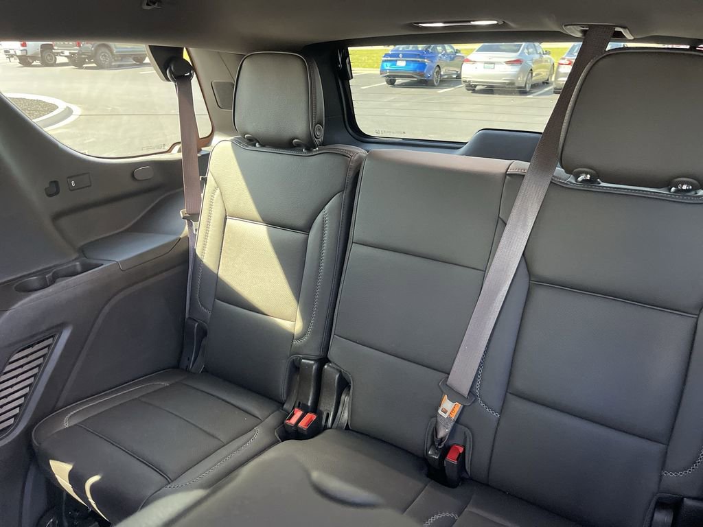 Used 2024 GMC Yukon Denali AWD/4WD image 24