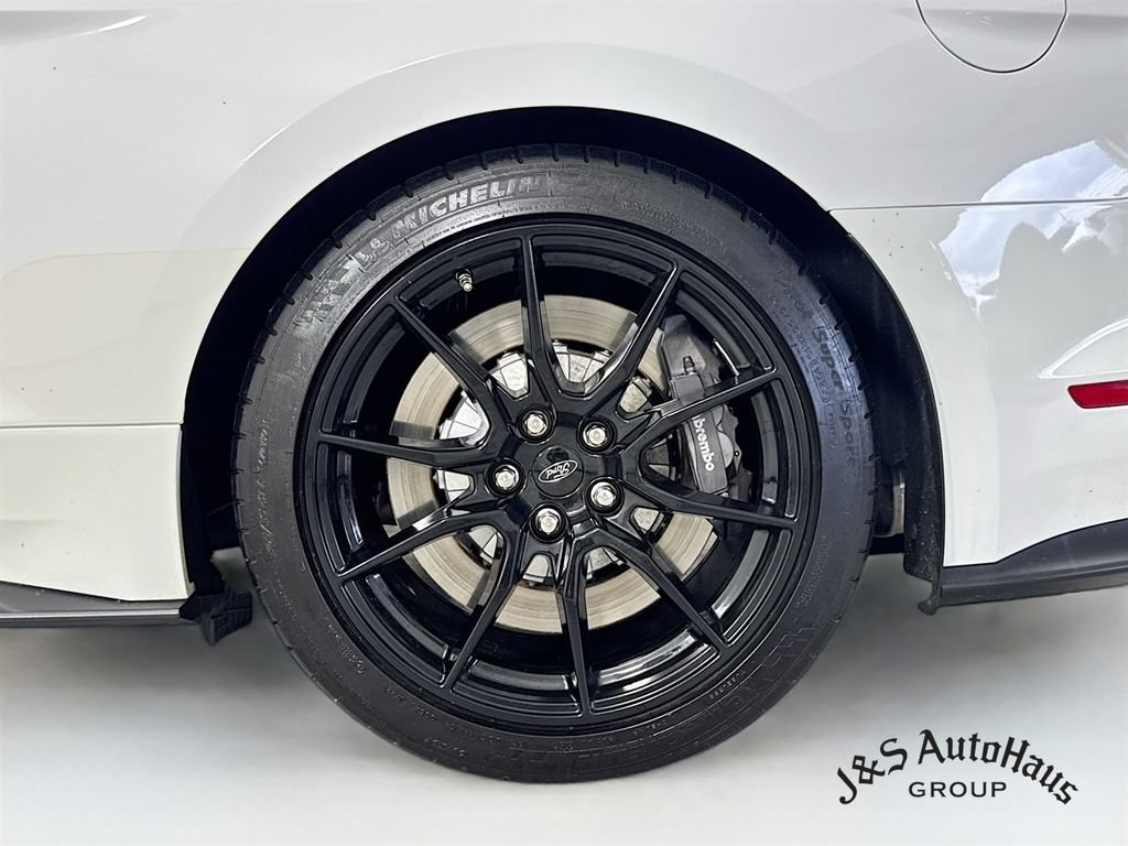 Used 2019 Ford Mustang Shelby GT350 w/ Technology Package RWD image 38