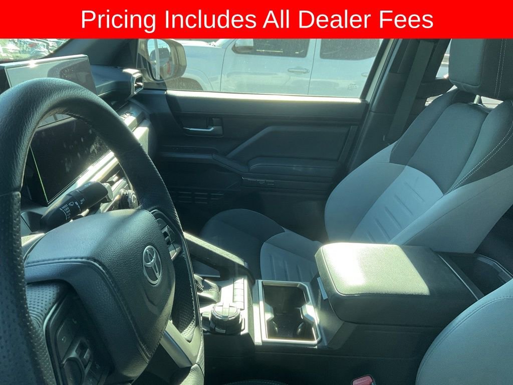 Used 2024 Toyota Tacoma TRD Off-Road AWD/4WD image 10