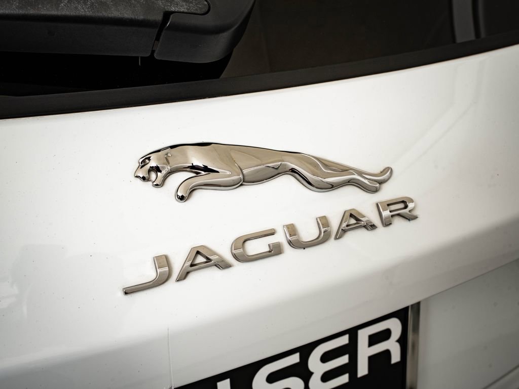 Used 2023 Jaguar F-PACE S AWD/4WD image 18