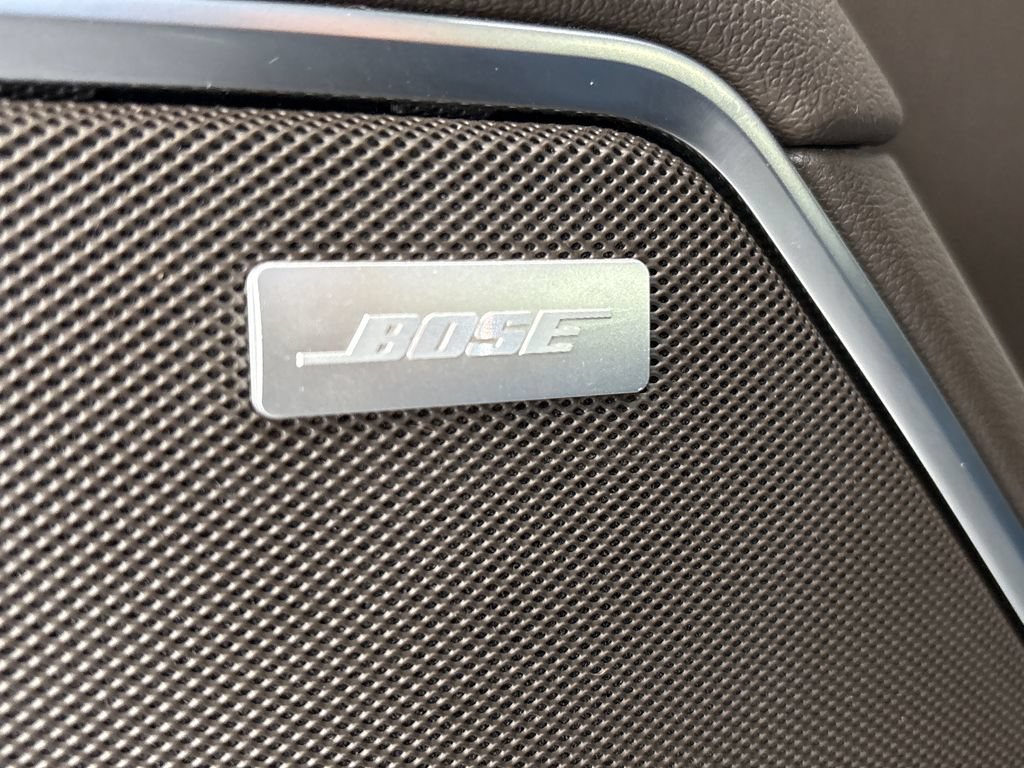 Used 2022 Chevrolet Silverado 1500 LTZ w/ Technology Package AWD/4WD image 58