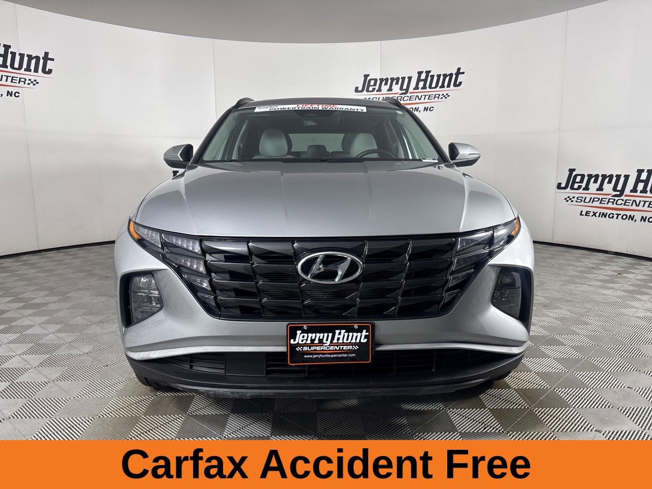 Used 2023 Hyundai Tucson SEL w/ Convenience Package image 3