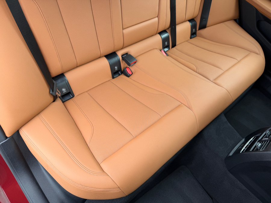 Used 2023 BMW i4 eDrive40 w/ M Sport Package RWD image 42