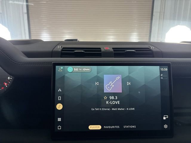 Used 2024 Land Rover Defender 130 V8 image 17