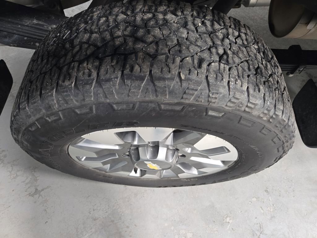 Used 2023 Chevrolet Silverado 2500 Custom w/ Custom Value Package image 46