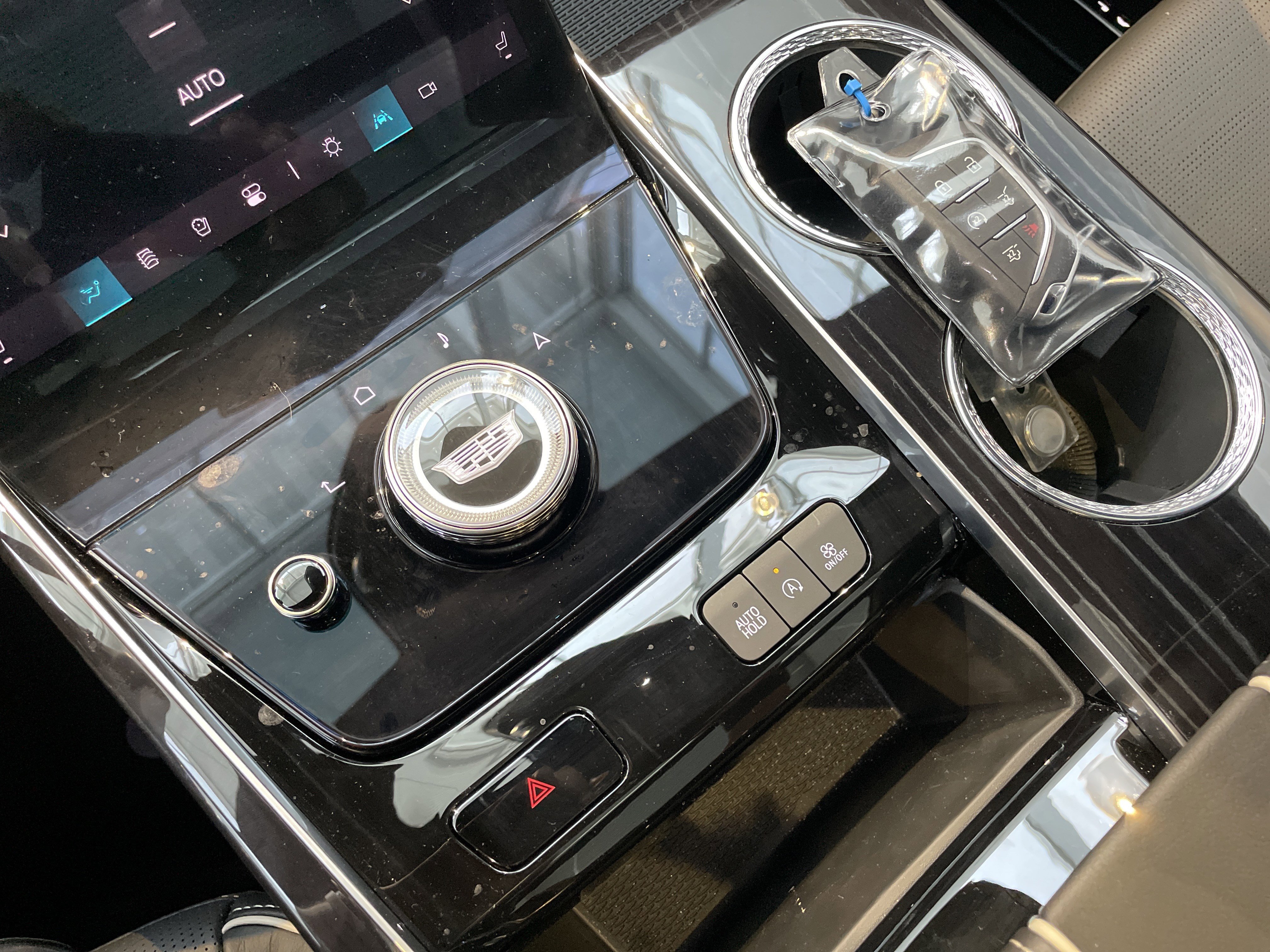 Used 2026 Cadillac Escalade Sport w/ LPO, ONYX Package image 41