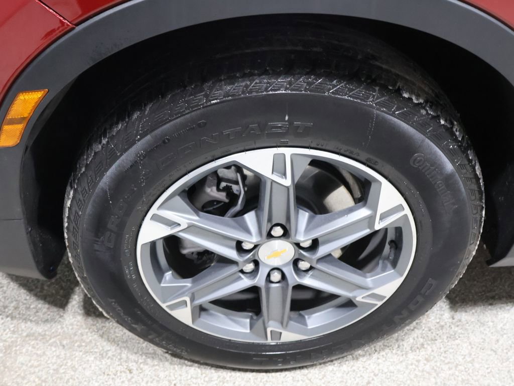 Used 2025 Chevrolet Blazer LT image 8