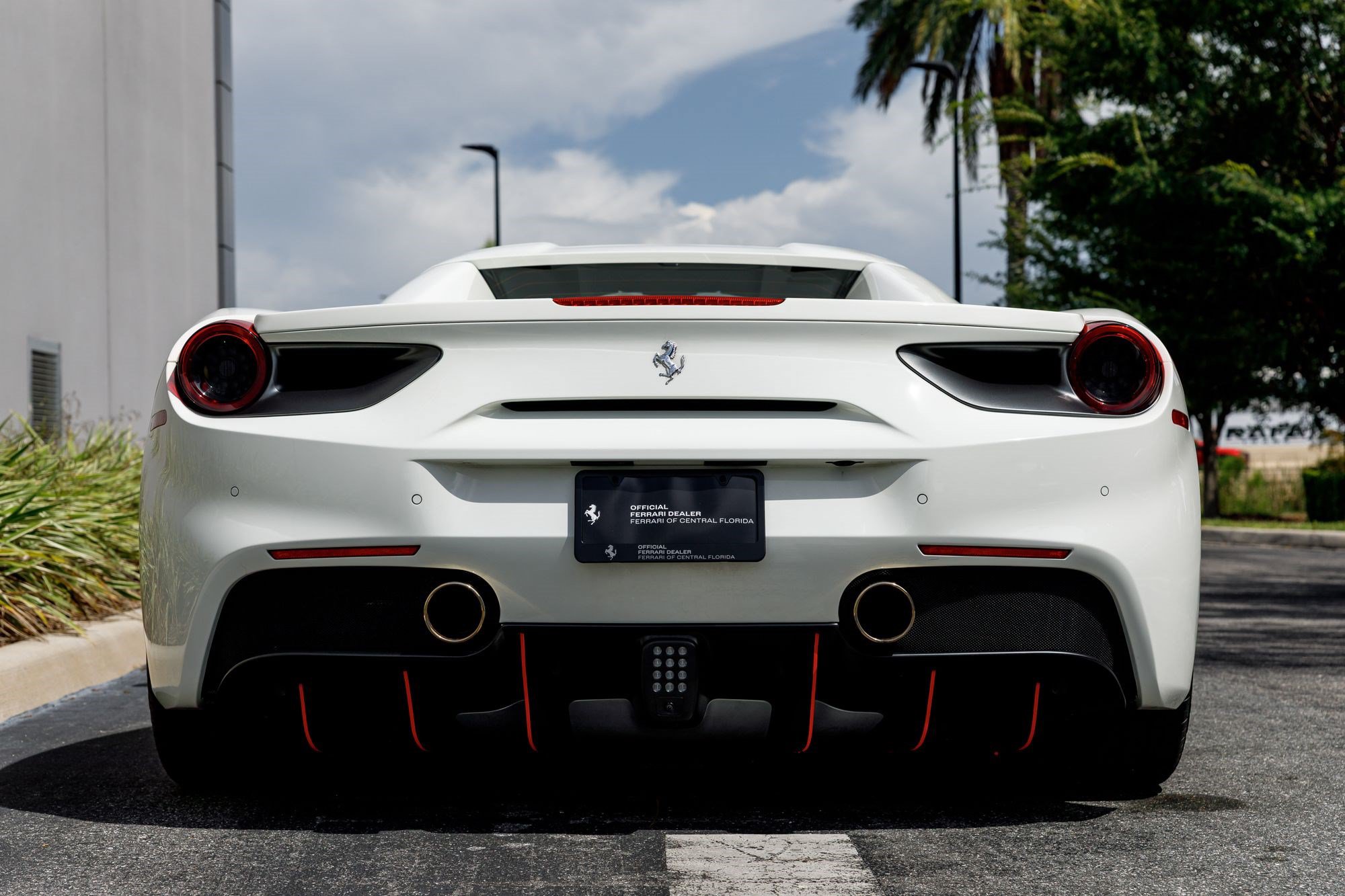 Used 2019 Ferrari 488 Spider RWD image 41