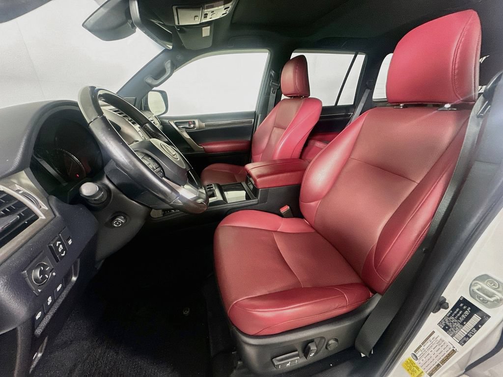 Used 2020 Lexus GX 460 Premium w/ Premium Package AWD/4WD image 28