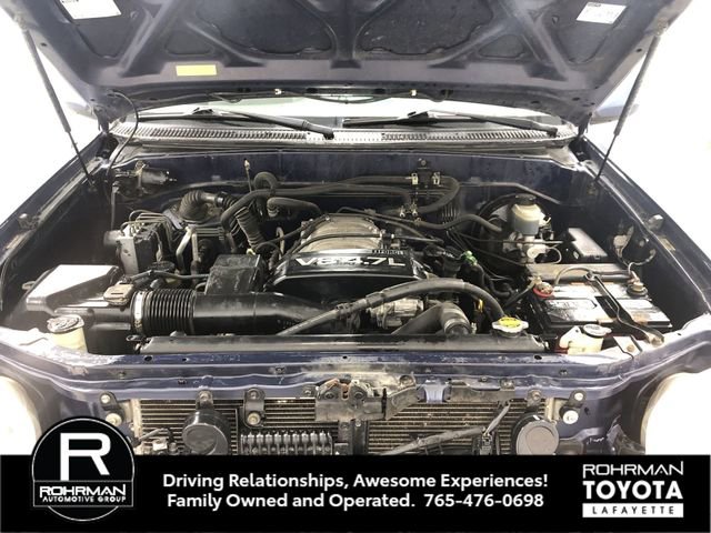 Used 2002 Toyota Sequoia SR5 image 22