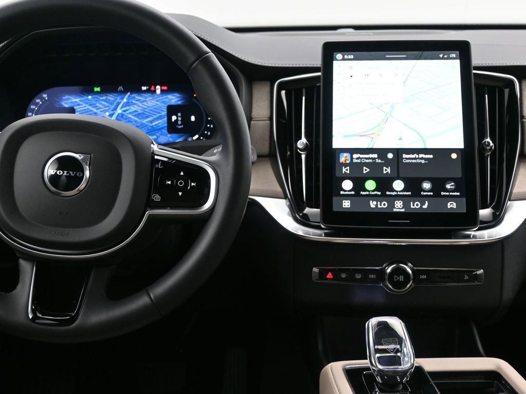 New 2026 Volvo XC90 B6 Plus image 12