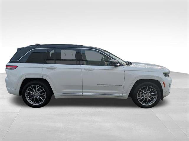 Certified 2024 Jeep Grand Cherokee Summit AWD/4WD image 7
