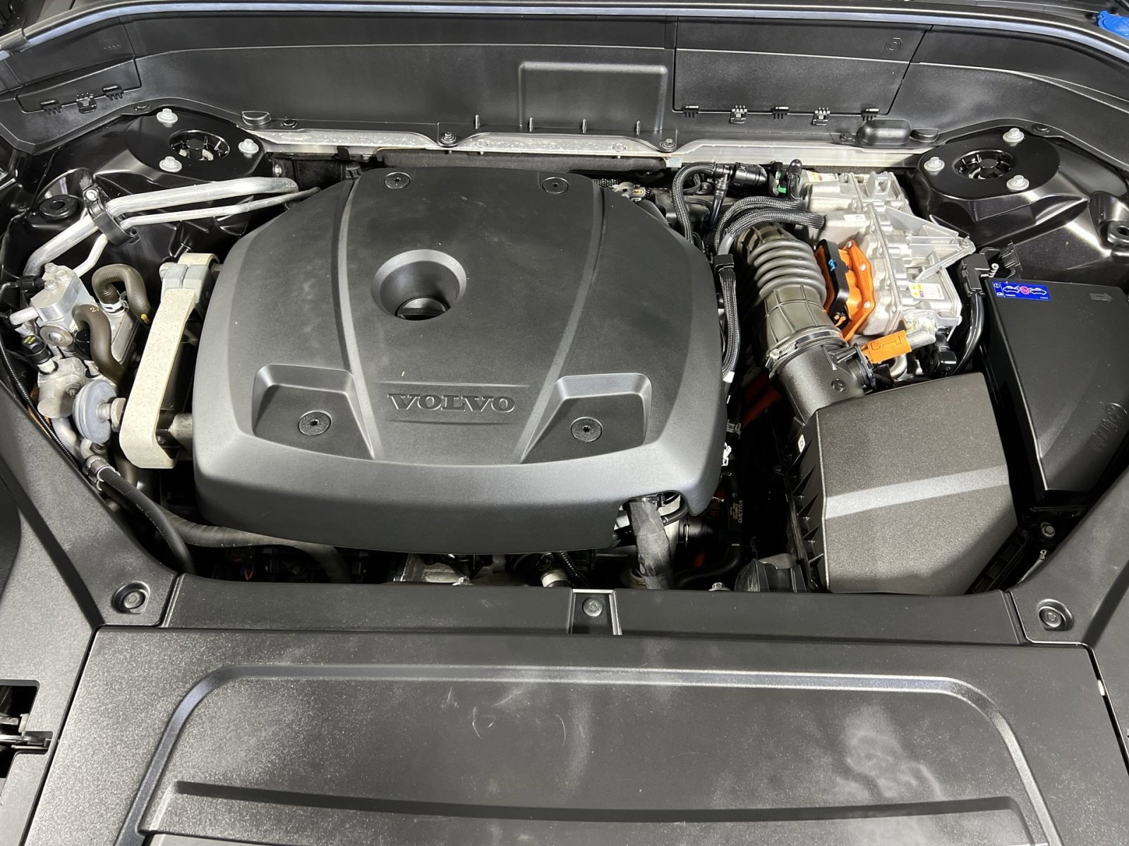 Used 2018 Volvo XC90 T8 Inscription w/ Convenience Package image 27