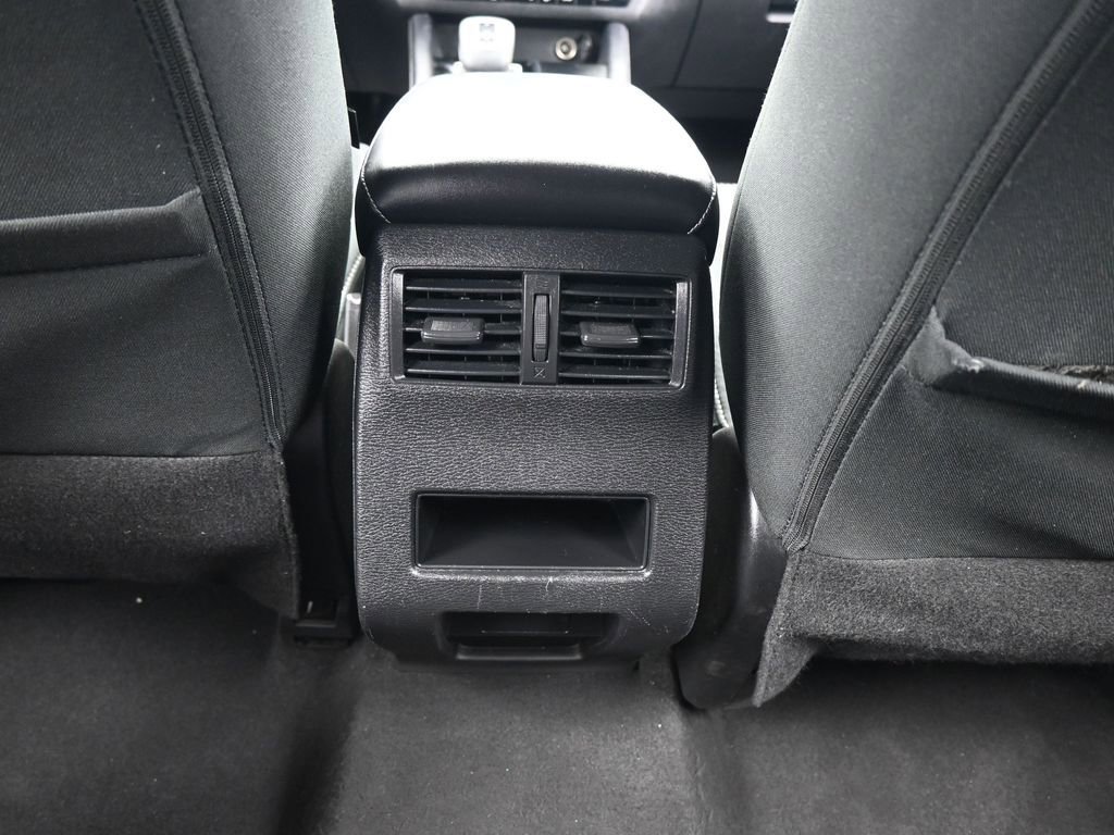 Used 2023 Mitsubishi Outlander ES image 37