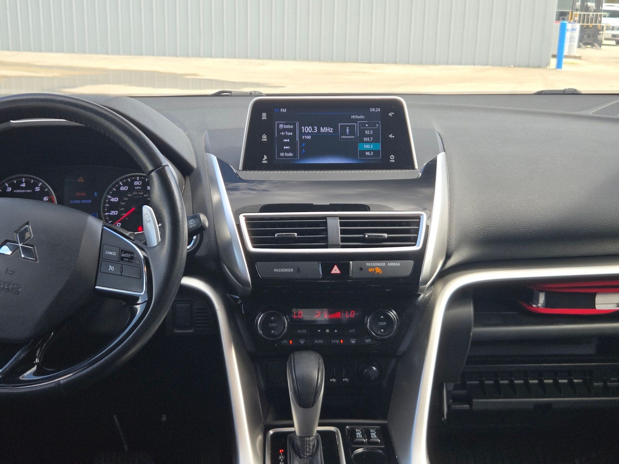 Used 2020 Mitsubishi Eclipse Cross FWD image 16