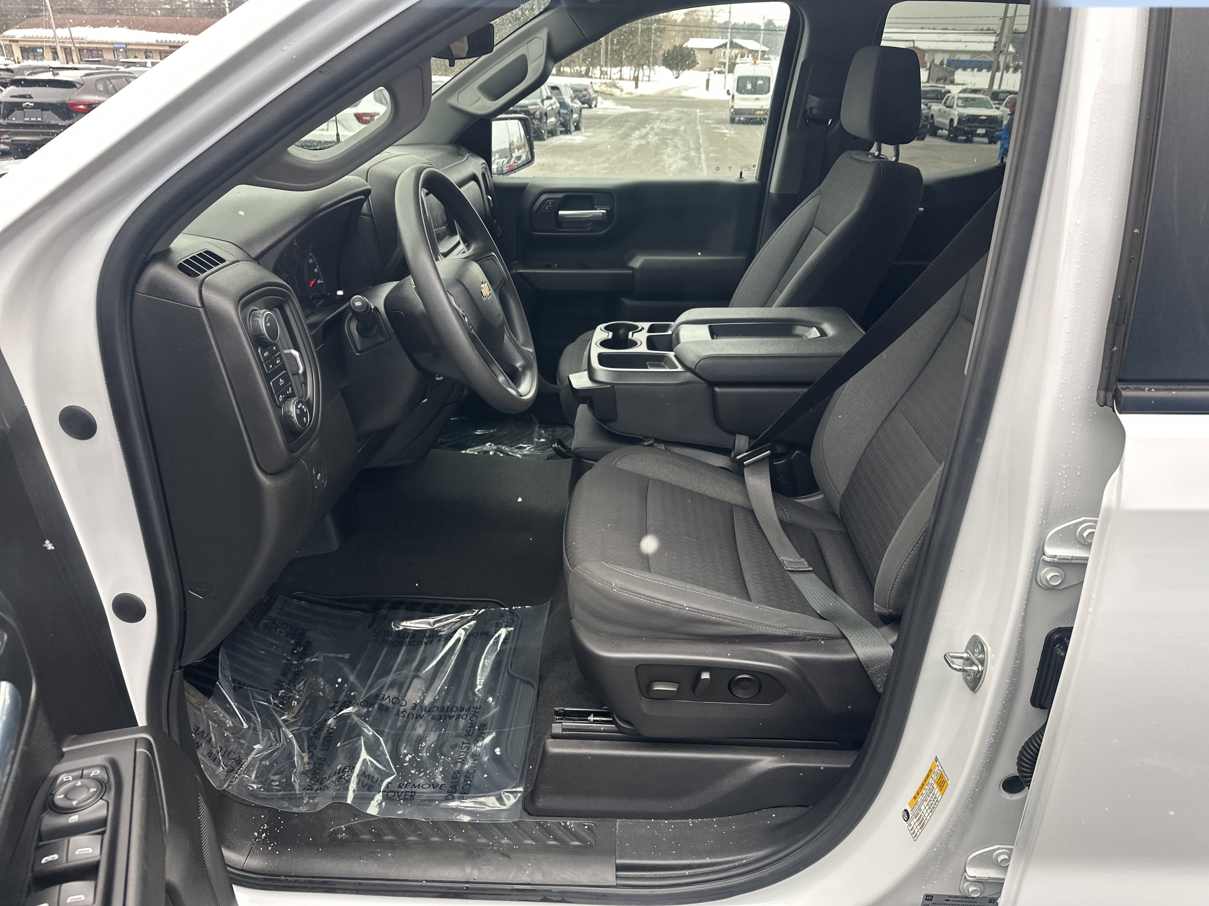 Certified 2023 Chevrolet Silverado 1500 Custom w/ LPO, Dark Essentials Package image 9