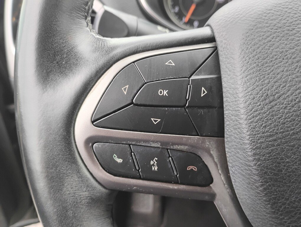 Used 2019 Jeep Cherokee Limited AWD/4WD image 22