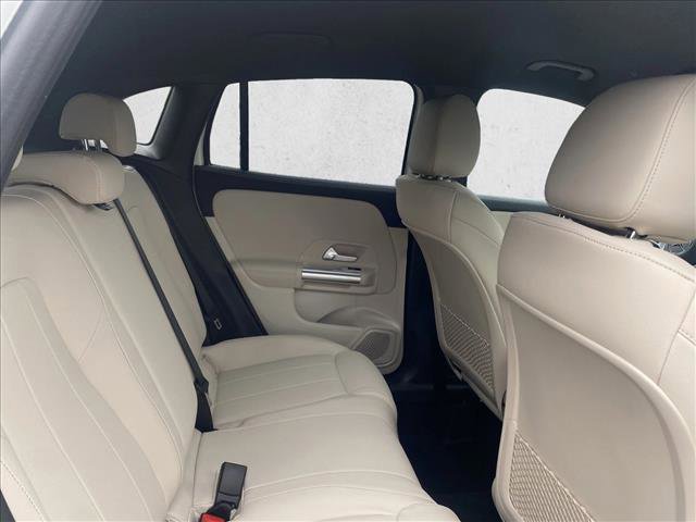 Certified 2025 Mercedes-Benz GLA 250 image 22