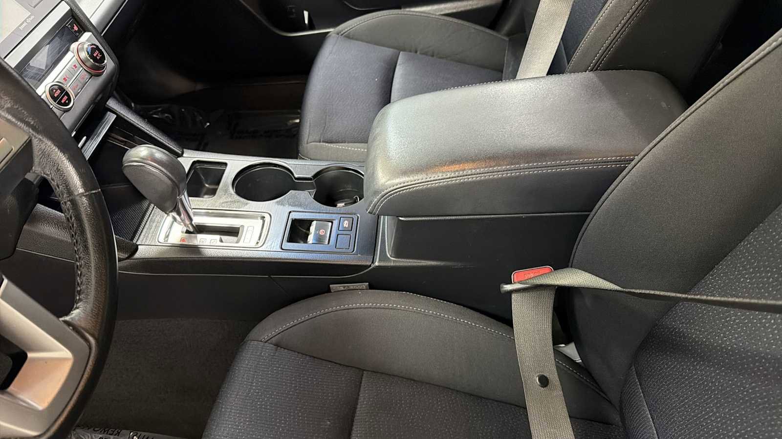 Used 2015 Subaru Legacy 2.5i Premium AWD/4WD image 22