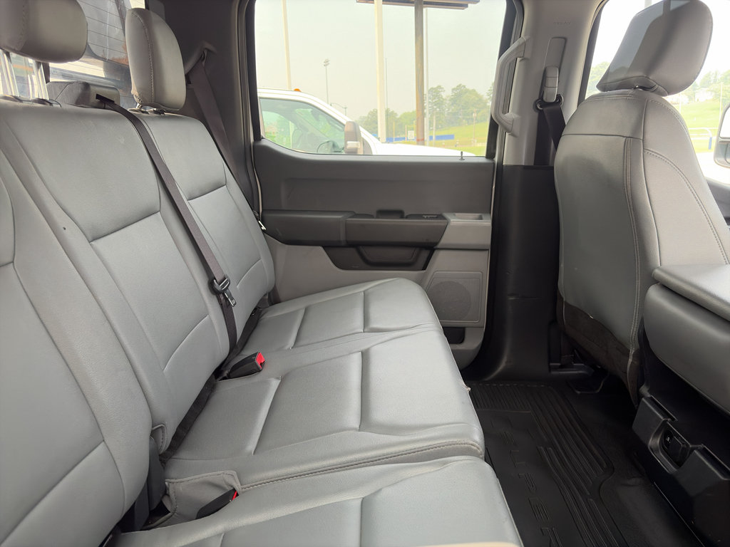 Used 2023 Ford F550 4x4 Crew Cab Super Duty image 6