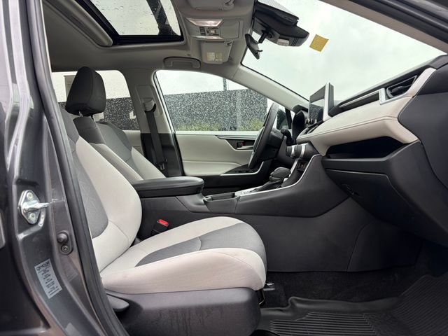 Used 2023 Toyota RAV4 XLE w/ Convenience Package AWD/4WD image 11