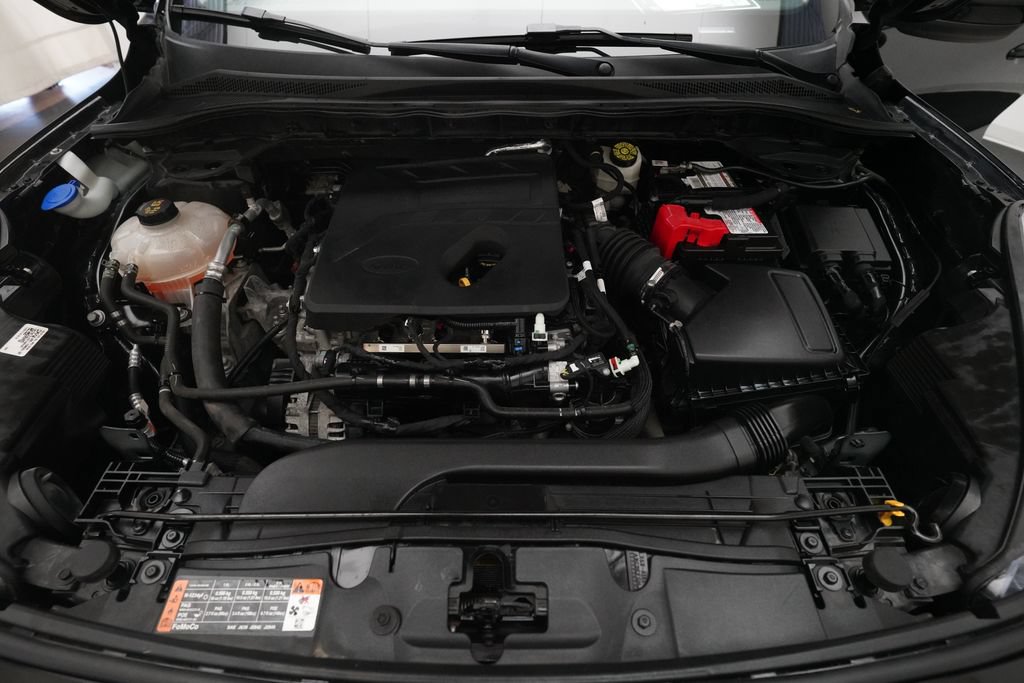 Used 2020 Ford Escape SE AWD/4WD image 3