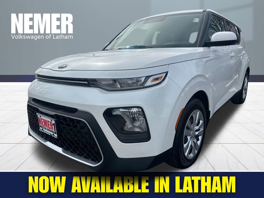 Used 2020 Kia Soul LX image 1
