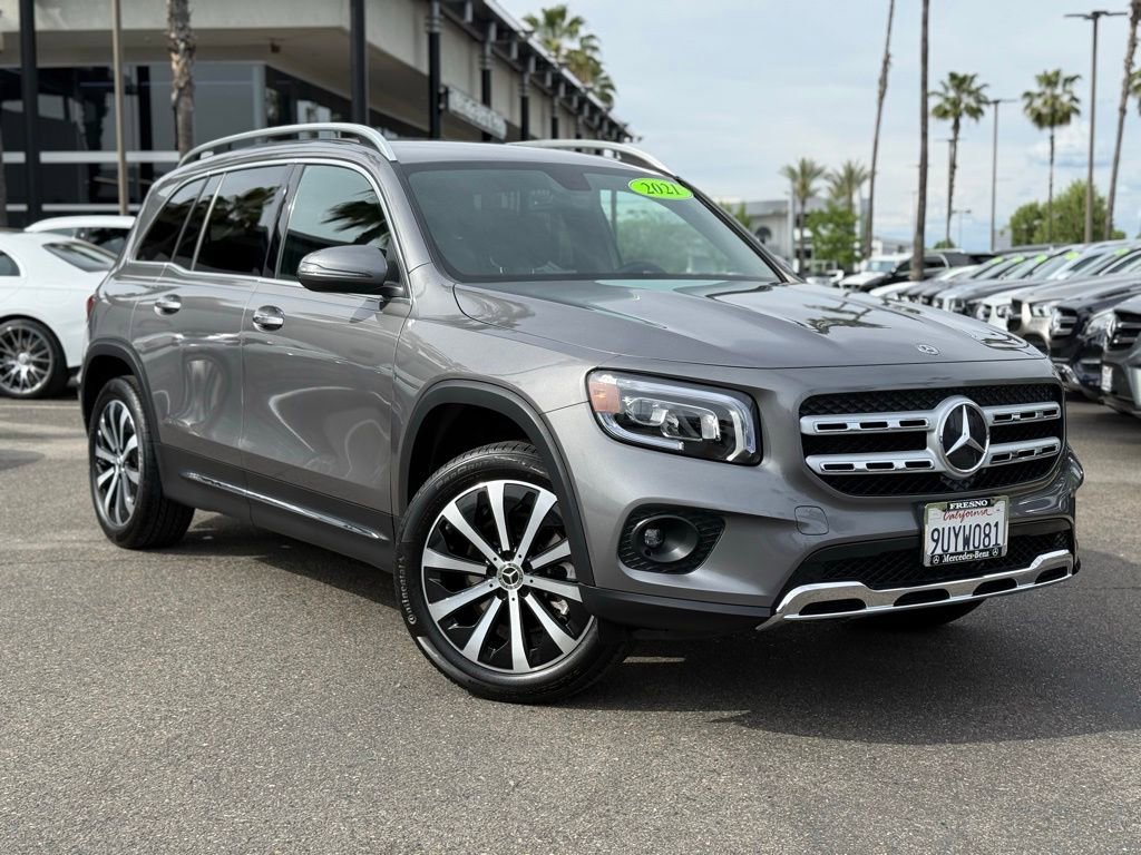 Certified 2021 Mercedes-Benz GLB 250 w/ Premium Package image 1