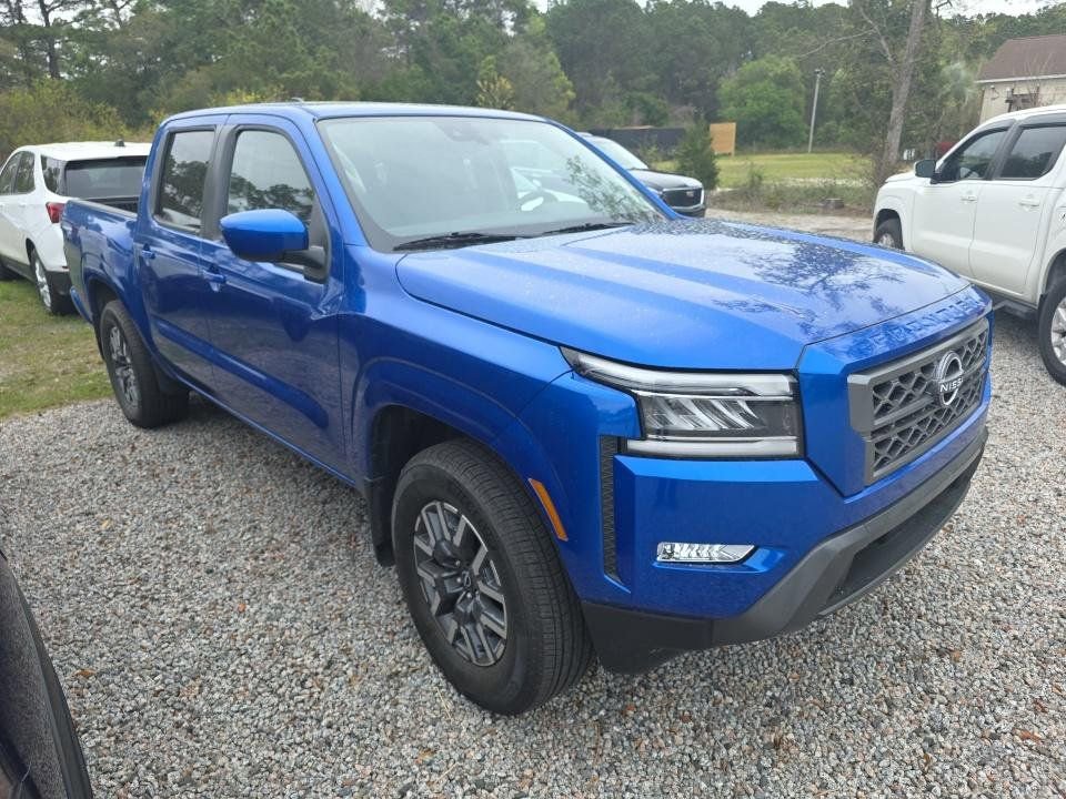 Used 2024 Nissan Frontier SL w/ Technology Package image 3